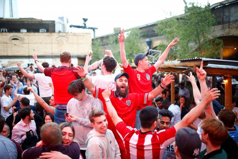 England fans