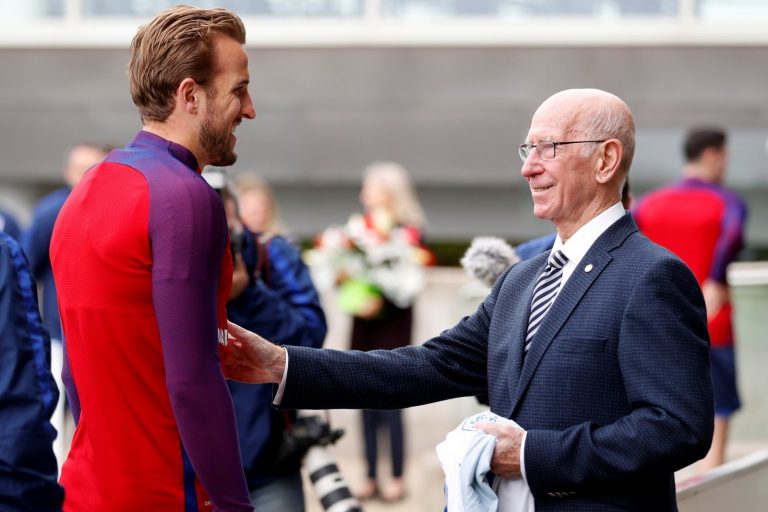 Bobby Charlton, Harry Kane