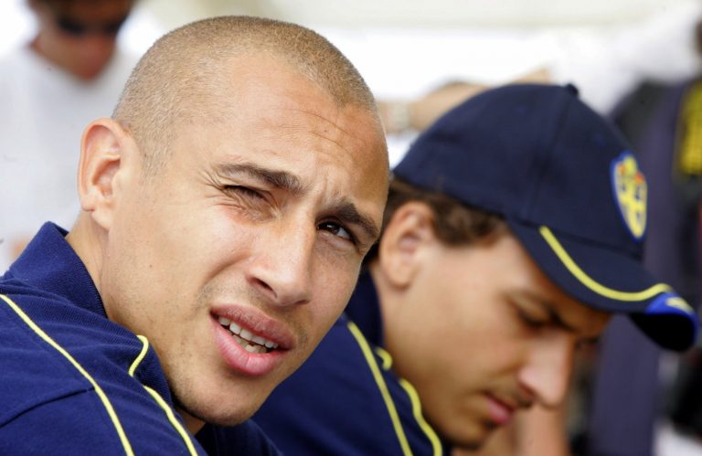 Zlatan, Larsson