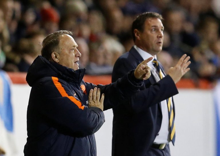 MacKay, Advocaat
