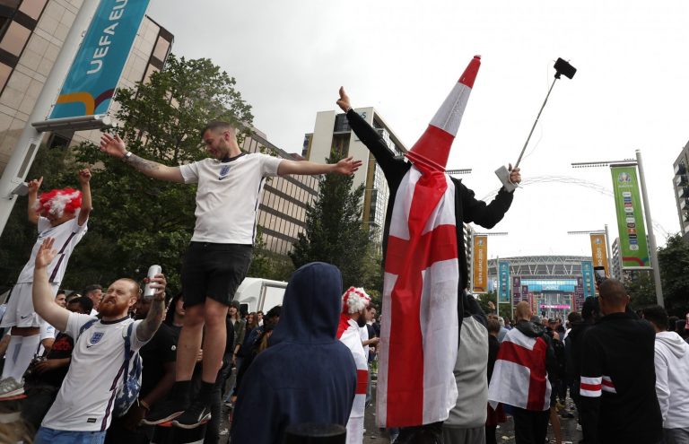 England fans