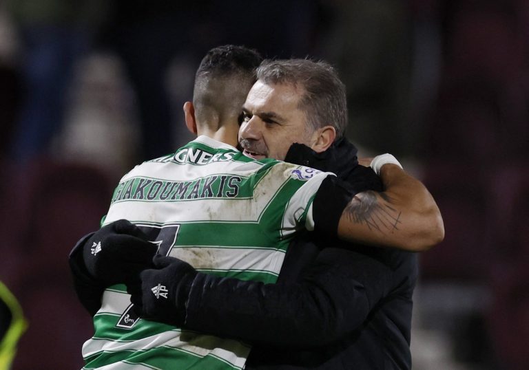 Giakoumakis, Postecoglou