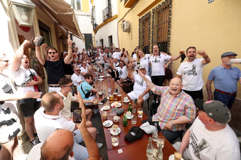 Eintracht Frankfurt fans