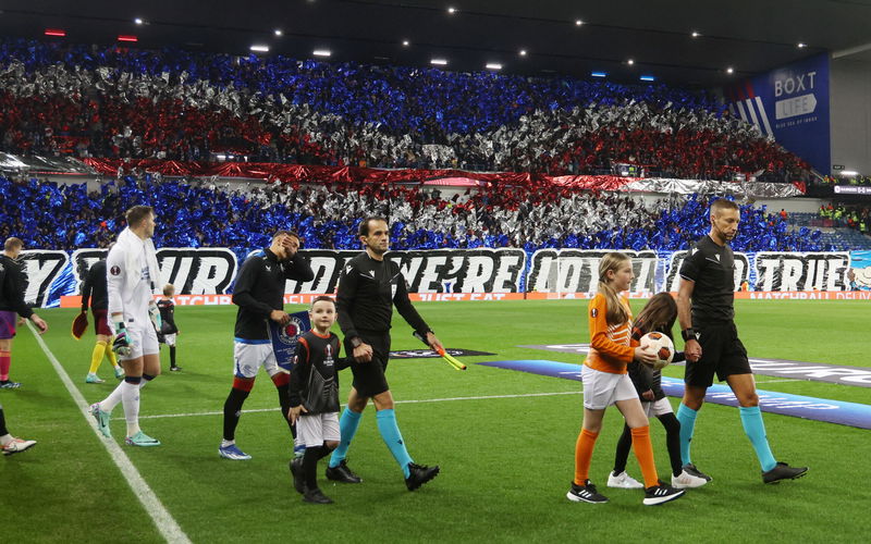 Image for ‘By your side we’re loyal and true..but a full time we often boo’ ‘Looks like a Pepsi poster’ ‘Haven’t they booed them all season?’ Another epic Tifo from the Onion Bears