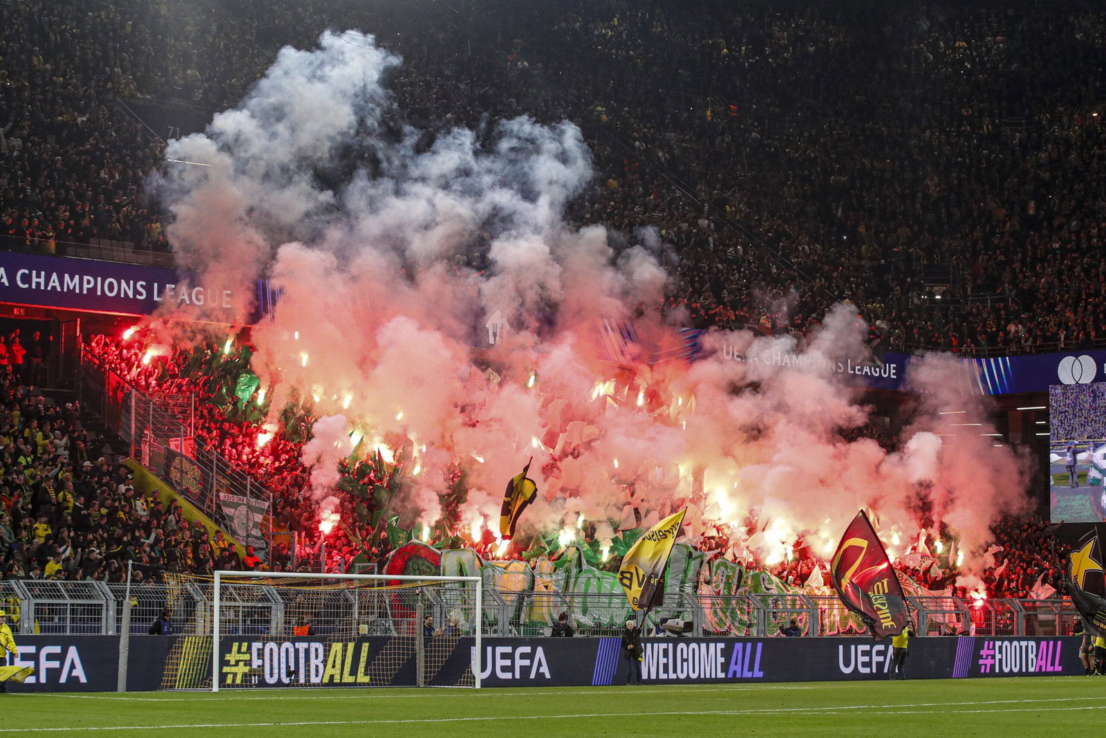 Celtic fans, Dortmund