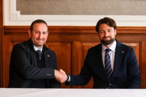 Thelwell, Martin, Ibrox, Fernandez