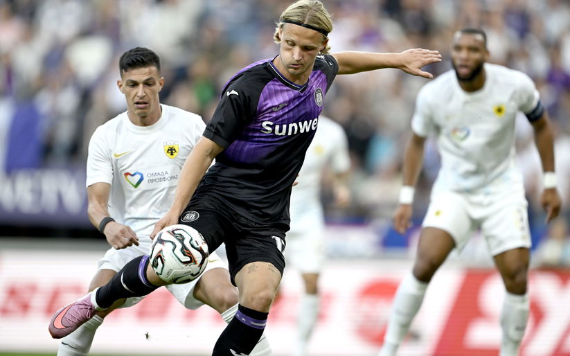 Image for Hijack- Sky Sports reporter reveals Celtic’s Dolberg move is in doubt
